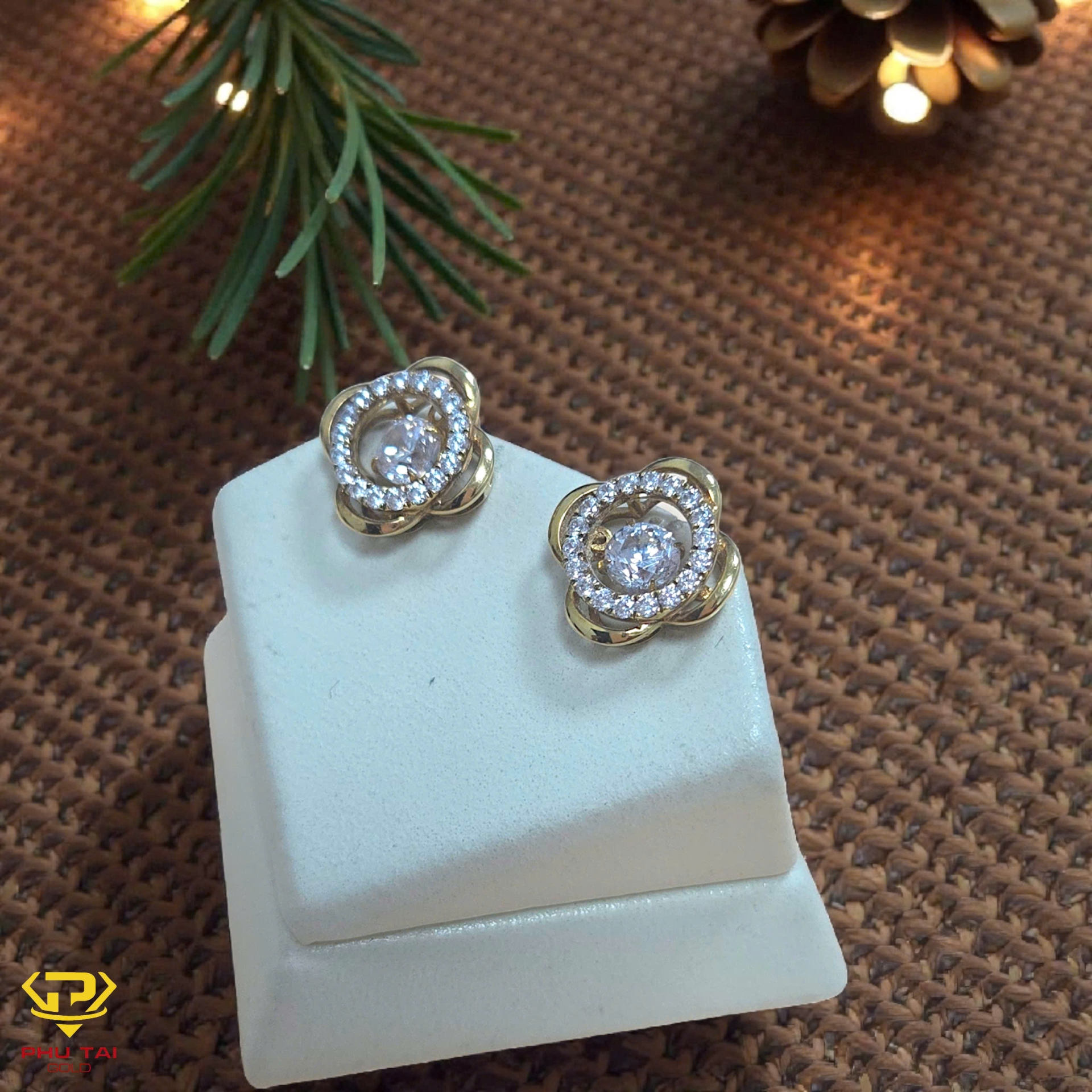 Bông tai vàng màu (mã BT 132612)